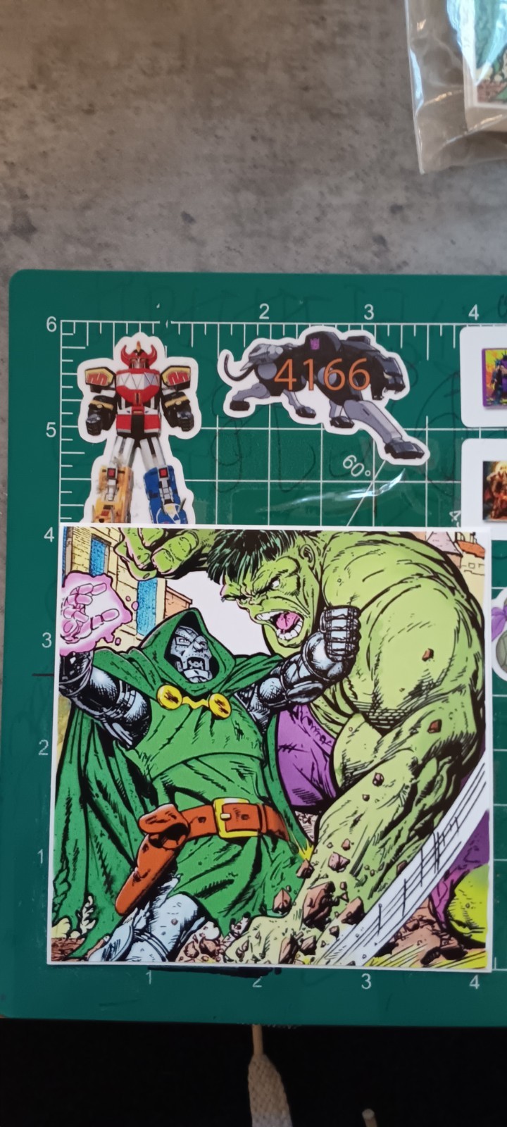 MARVELS X DR.DOOM V. HULK X VYNIL HIGH-GLOSS STICKER 4X4 INCH STICKER X MARVELS