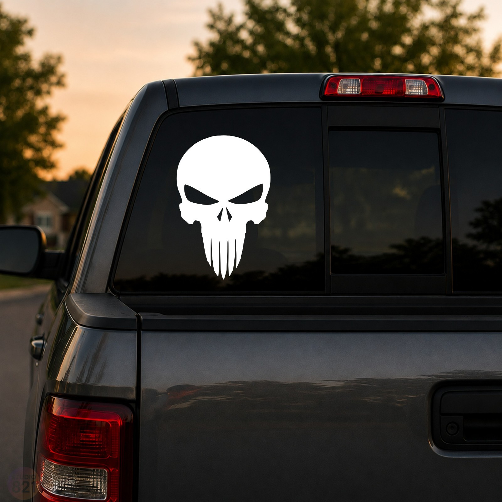 The Punishment Skull V2 Vinyl Sticker Decal – US MADE – Car Truck decal Jeep DC