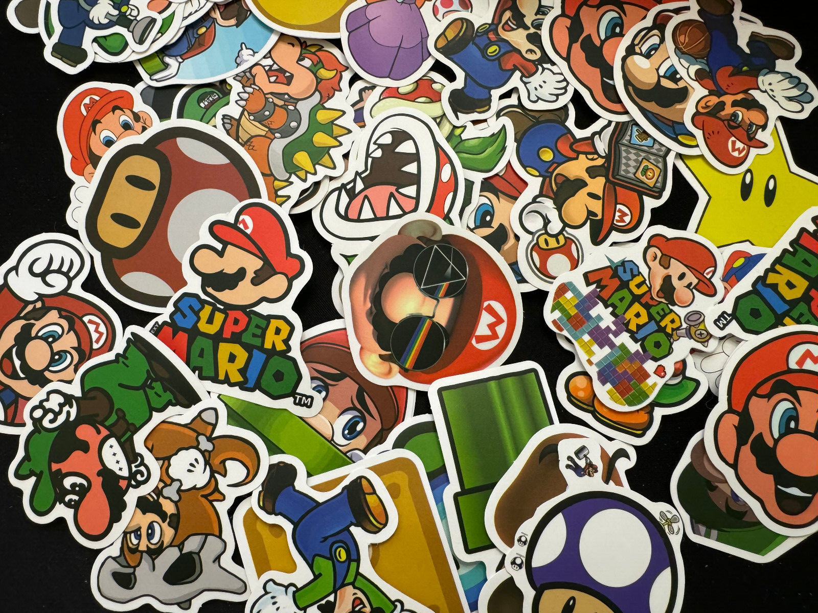 Video Games Stickers -Lot Of Random 15 – Super Mario – Pokemon – Fortnite & More