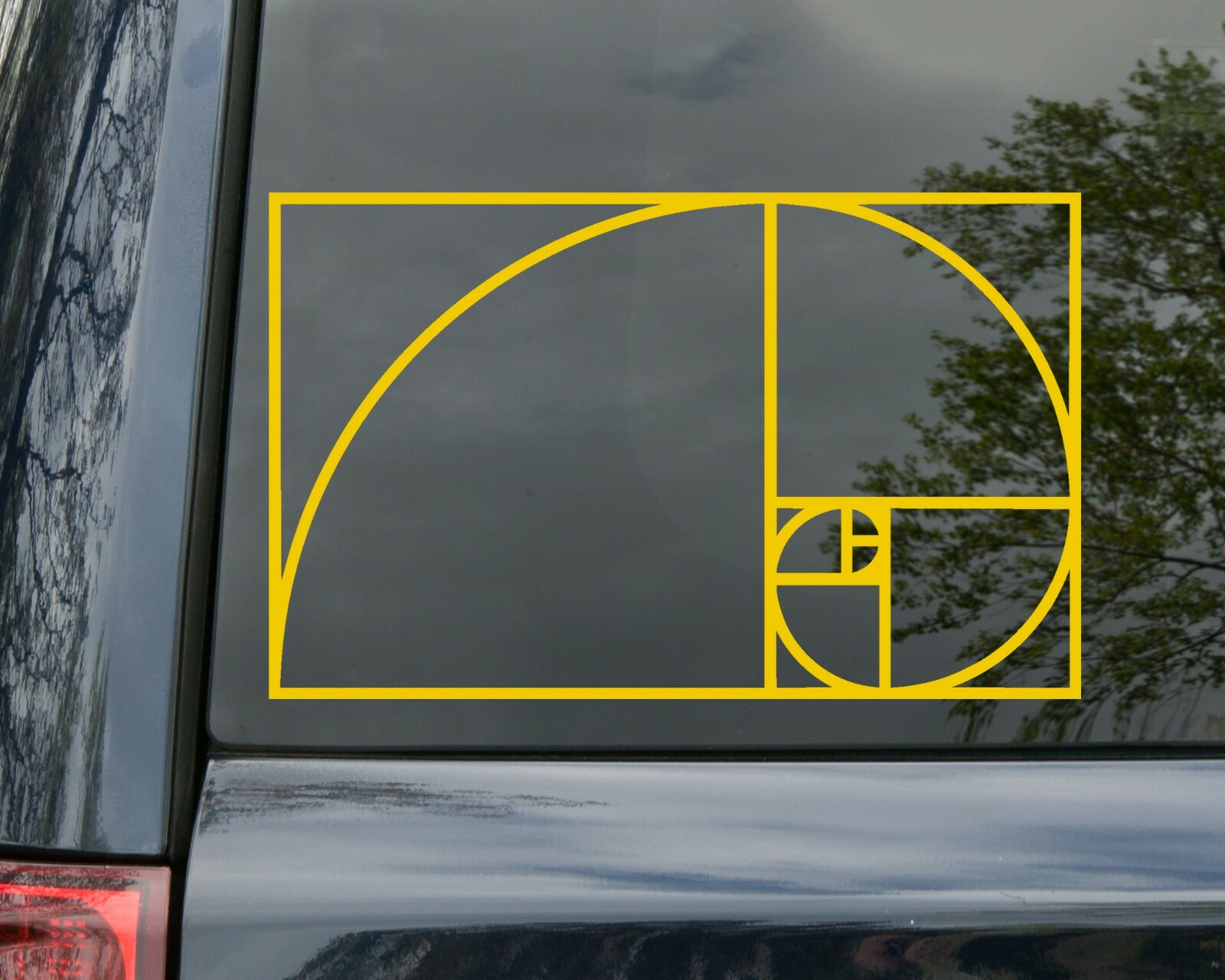 Golden Ratio Vinyl Decal – Fibonacci Spiral Sequence Art Nature Die Cut Sticker