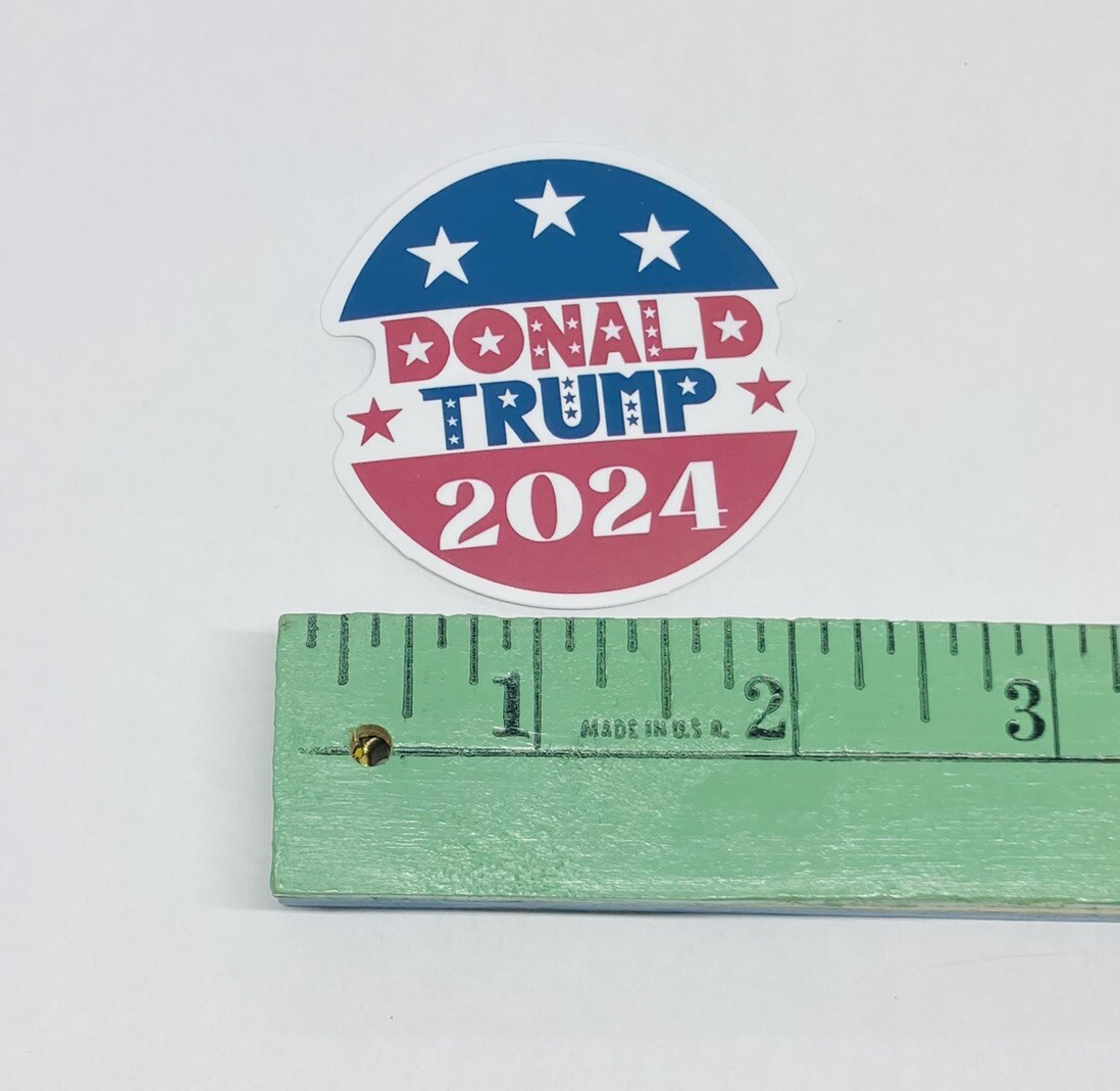 “Donal Trump 2024” Campaign Sticker USA Flag Art Decal Vinyl Souvenir Tc6