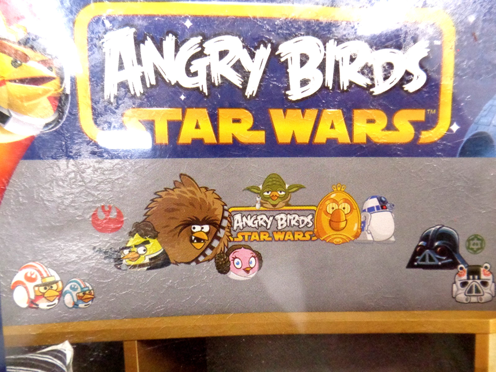 Lot/4 Pkgs ANGRY BIRDS STAR WARS Peel & Stick Wall Decals + PARTY LOOT BAGS