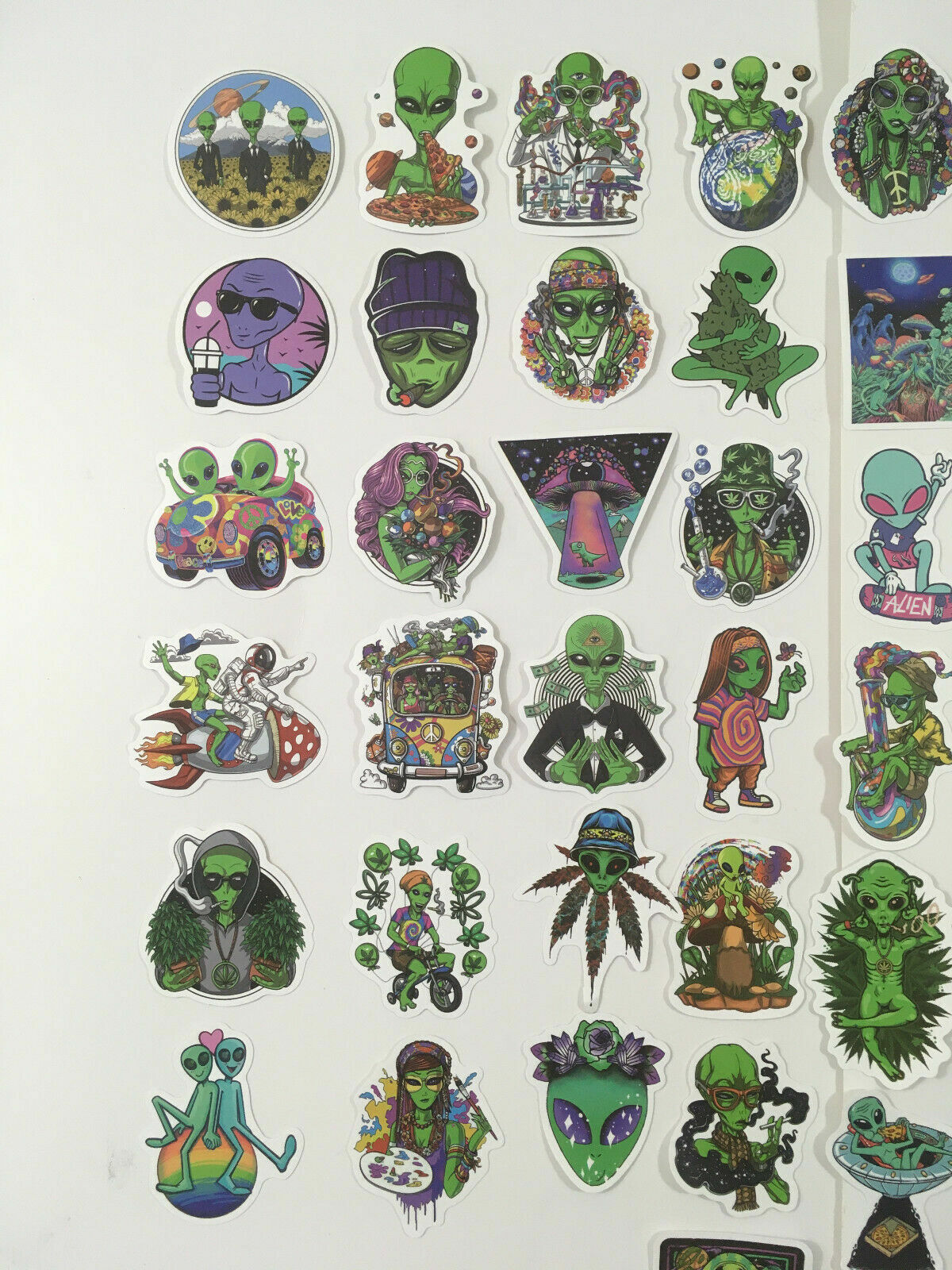 Alien Stickers UFO Planet Space Sticker Roswell Area 51 X Files – 50 Stickers