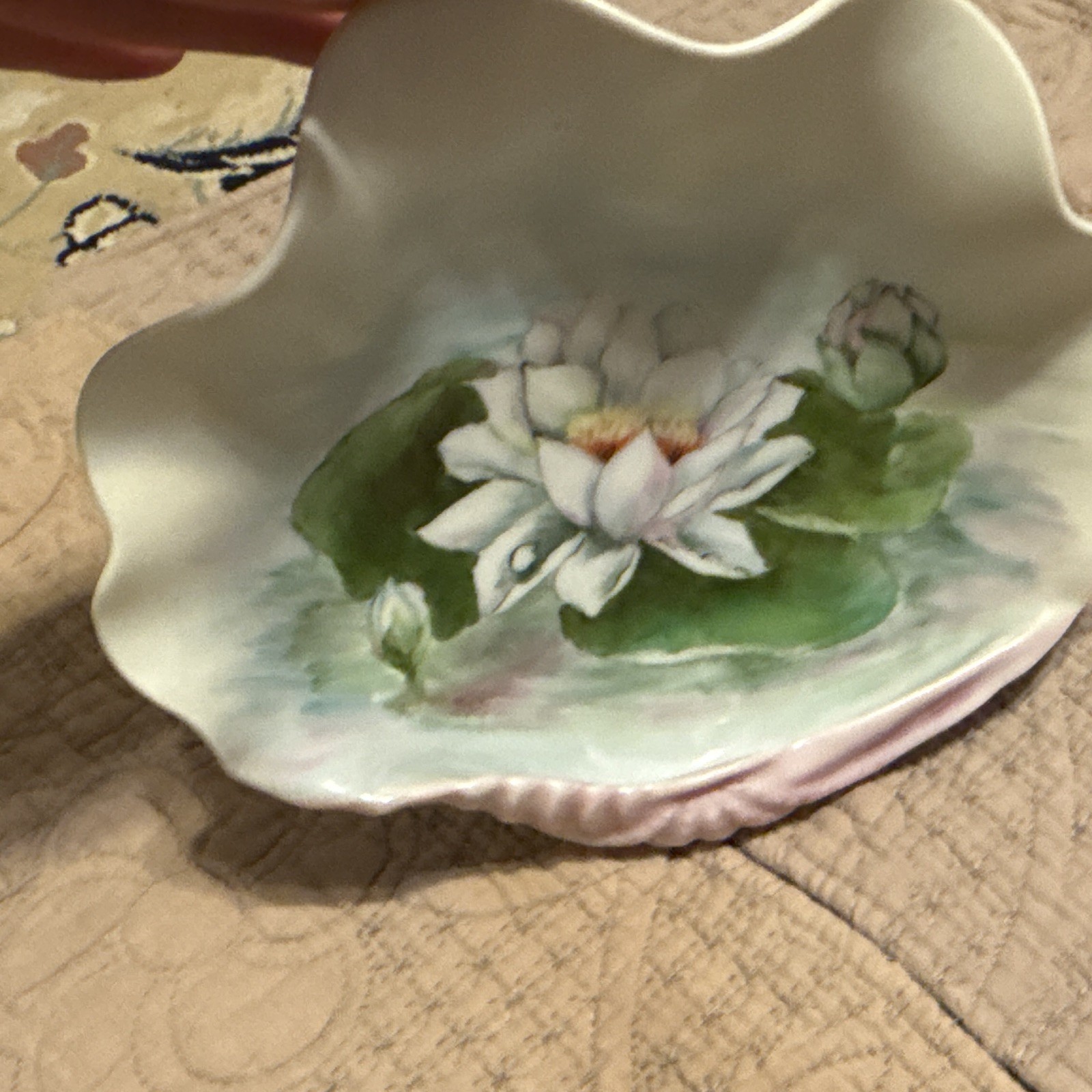 Vintage Signed Hand Painted Shell Floral Waterlily Porcelain Plates