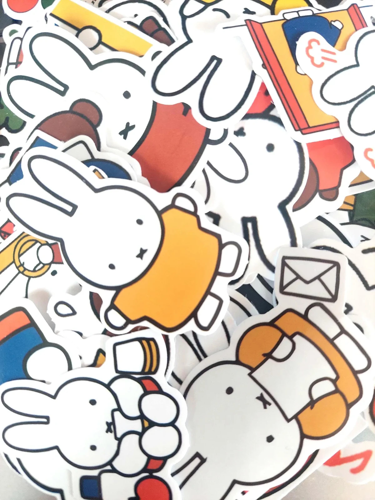 30 x Miffy Stickers / Decals | Size: 3 cm – 5 cm | Cute | Kawaii | Rabbit |
