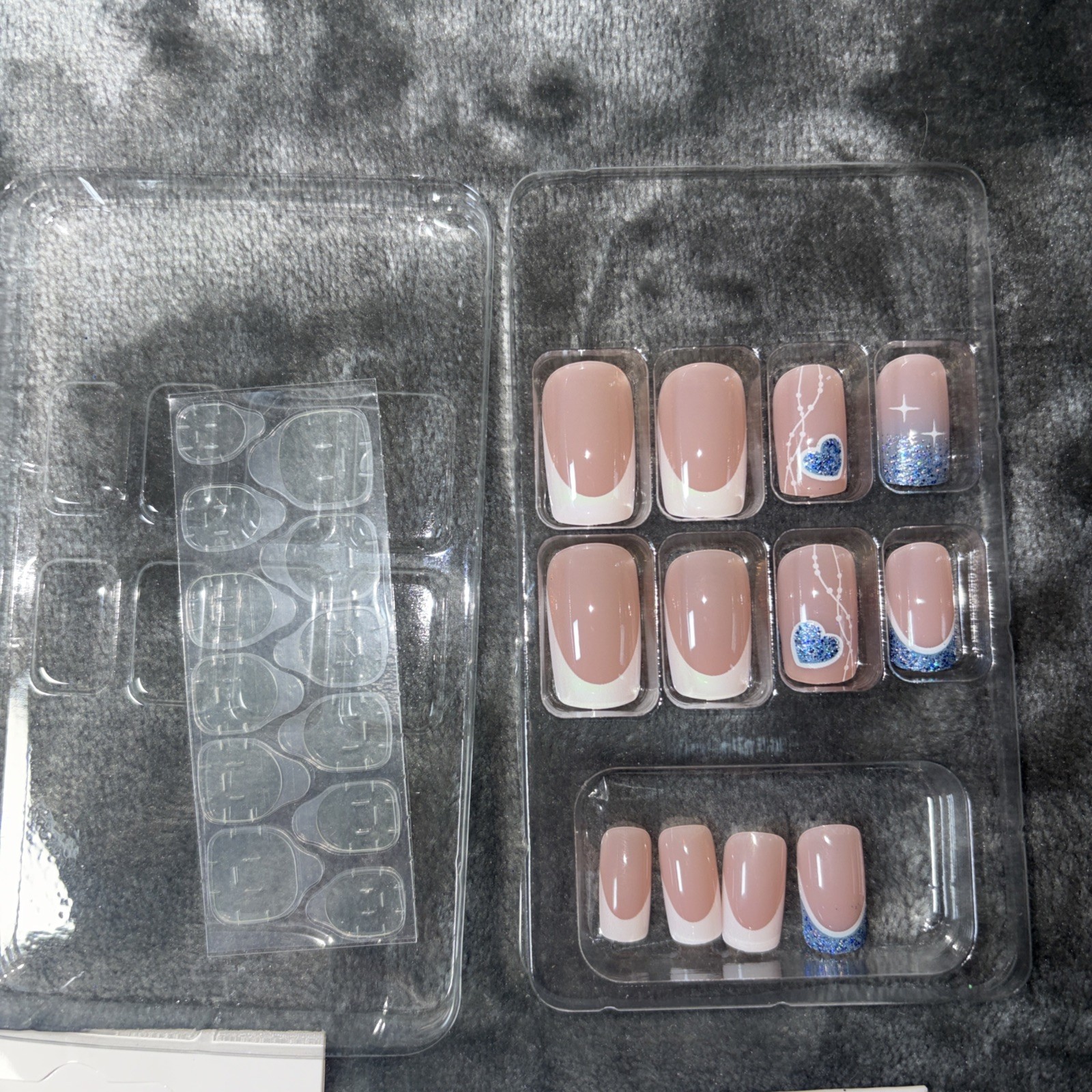36 PCS Love and Hearts Press On Nails Medium Sq Blue Glitter Heart French tip