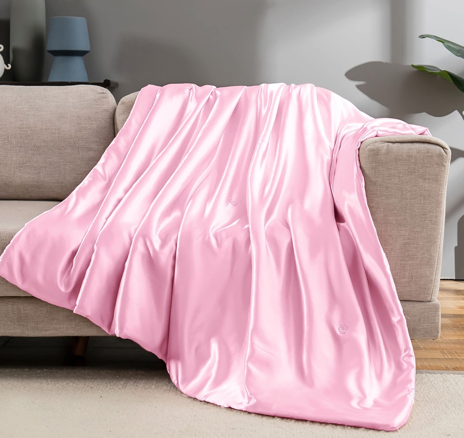 Vonty Satin Throw Blanket Blush Pink Satin Blankets 60×80 Inches, Cooling & S…