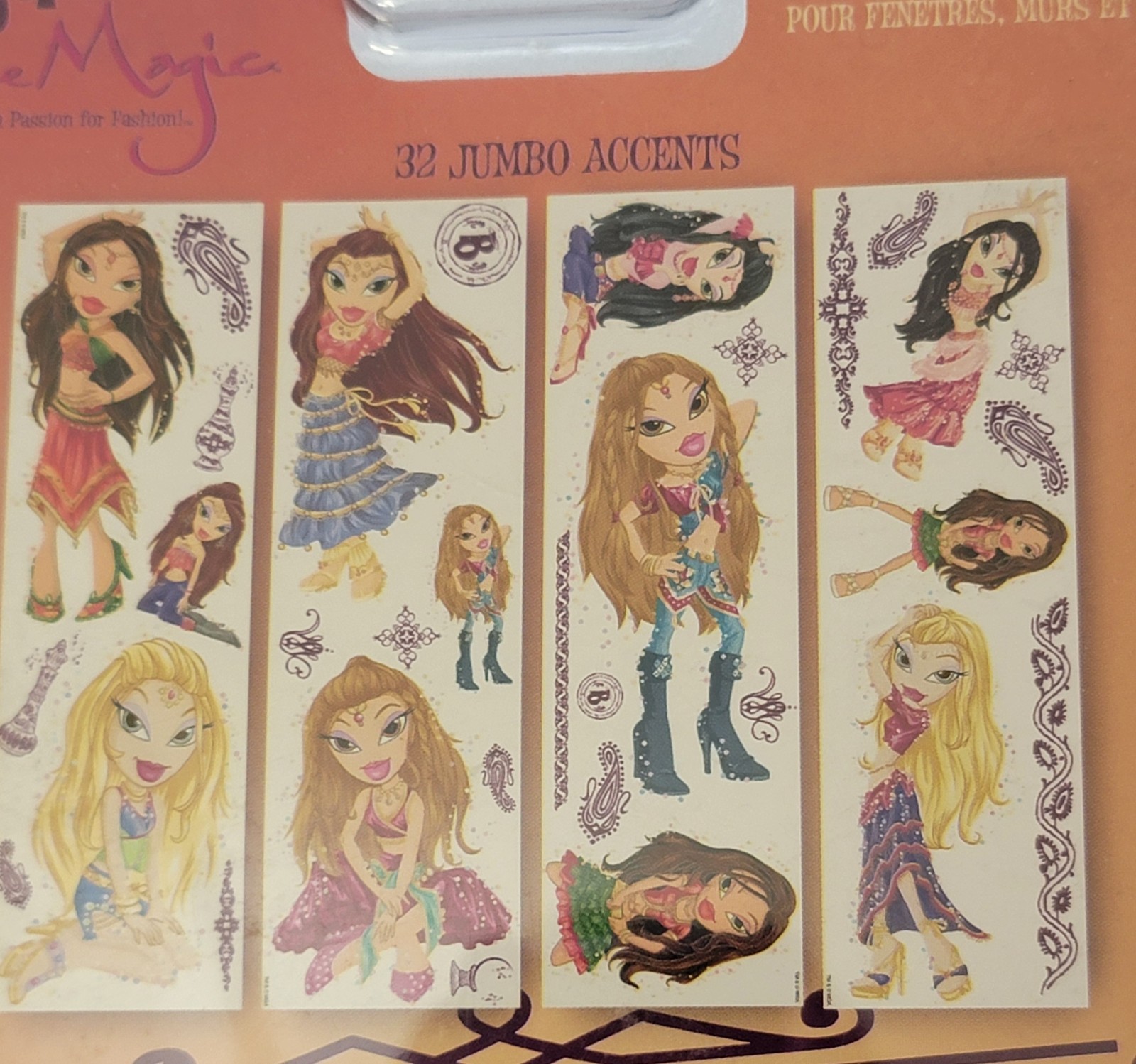 BRATZ Dolls Genie Magic Peel & Stick 32 Jumbo Accents Removable Wall Decor