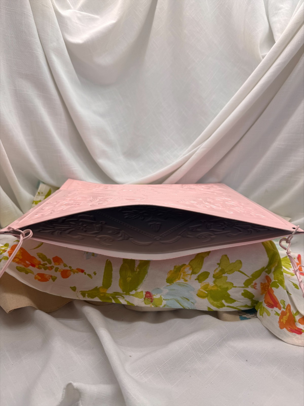 Pink Metal Embossed Floral Tin Tile Wall Pocket Hanging Planter 15" Shabby Chic