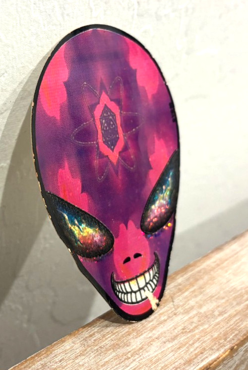 Vintage! Unique Alien Head Sticker! Glitter Eyes! Colorful Purple & Pink! ~3.5"!