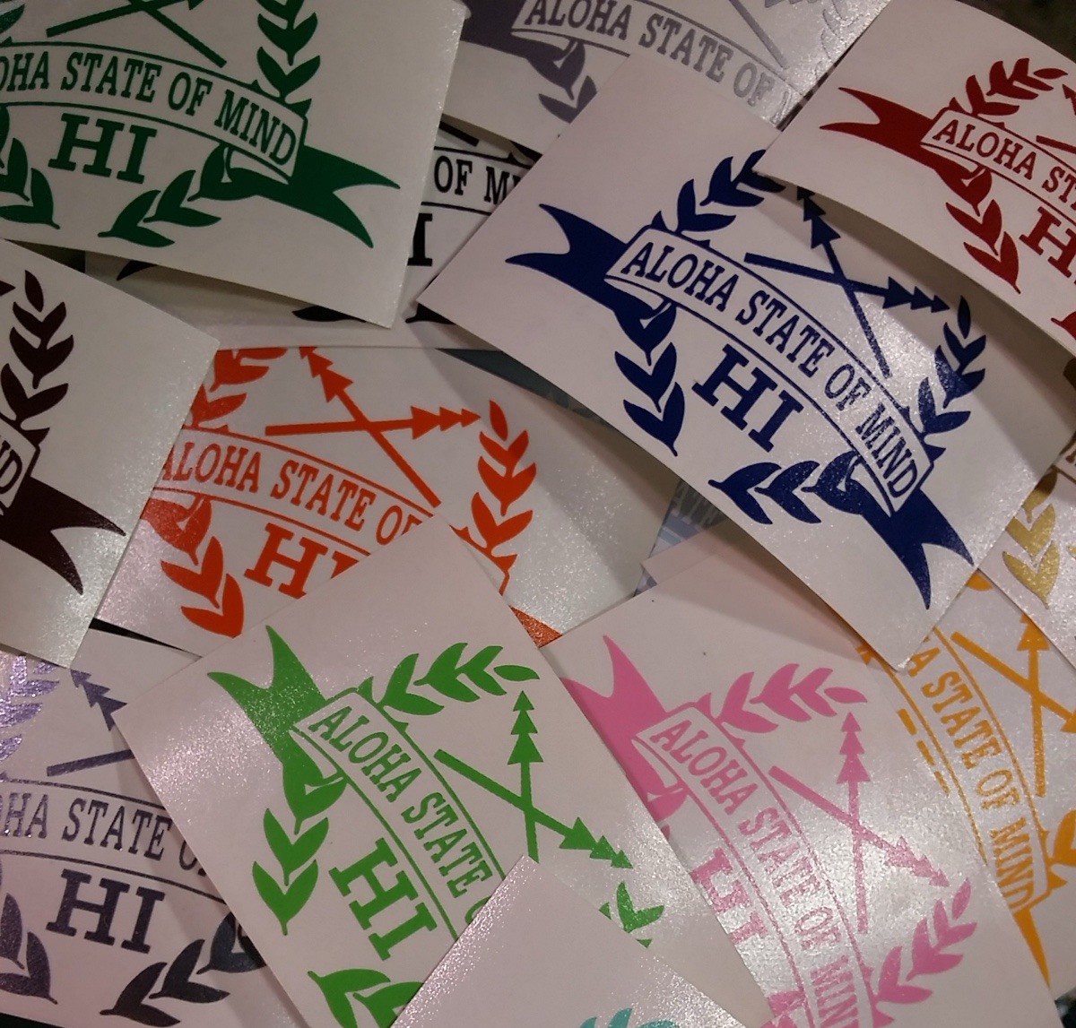Hawaii Aloha State Crest Sticker Decal Shield 4” or 6" – 16 Colors To Chose From