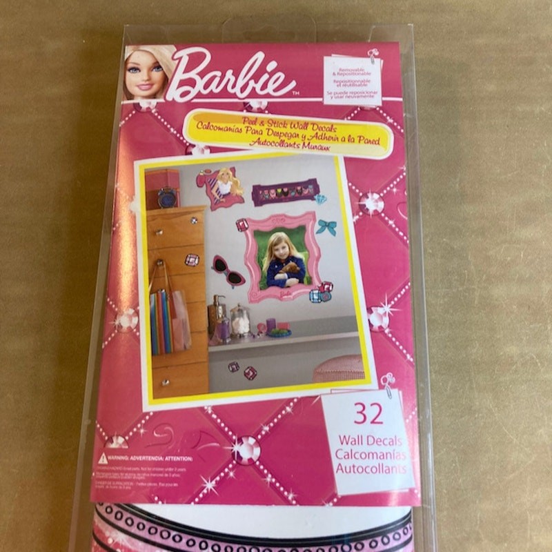 Roommates Decor Barbie Peel-and-Stick Removable Wall Decals (2013) New in Box