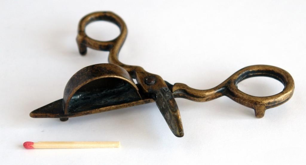 Antique Bronze Candle Snuffer Scissors Wick Trimmer Vintage Rare Tool
