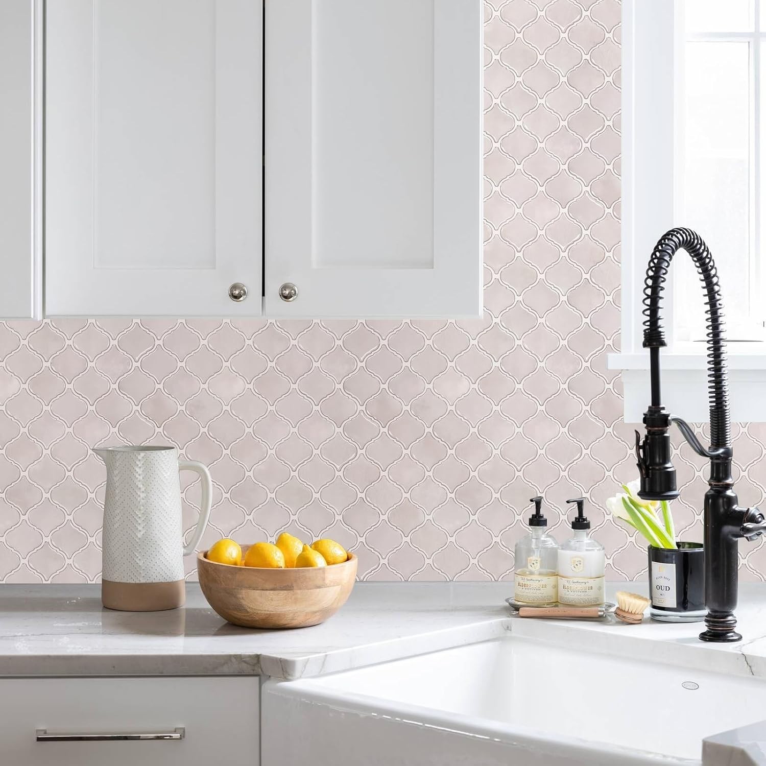 Azulejos para salpicadero de cocina autoadhesivos más resistentes y resistentes