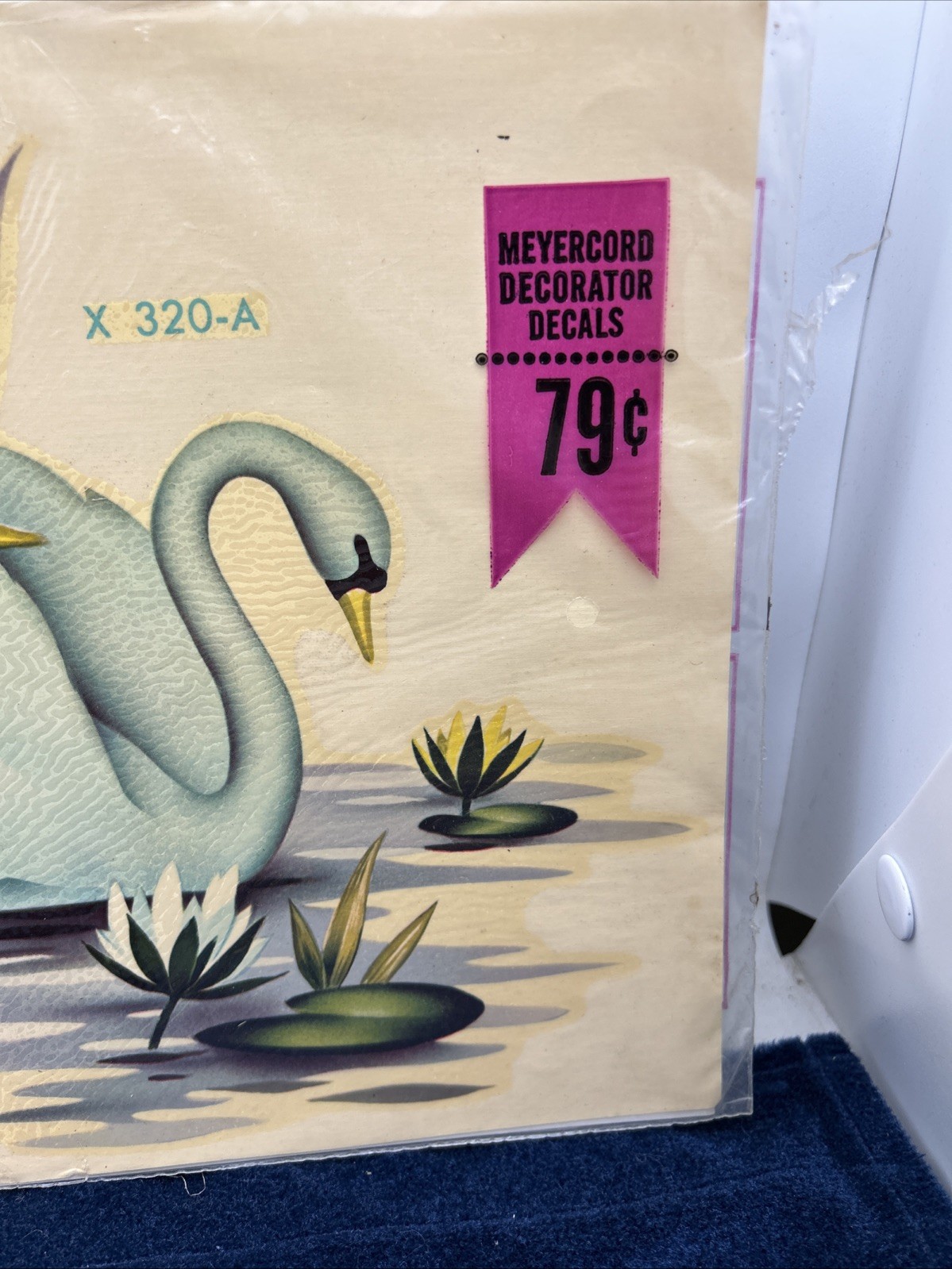 Vintage Meyercord X320-A Pink Blue/Green Swans Lily pads Pond Craft Romantic