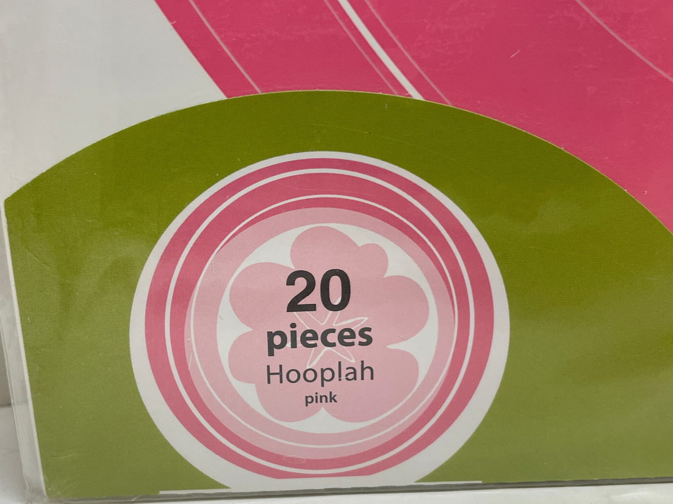 Wall Pops! "Hooplah pink" self-stick removeable decals, 20 pieces included