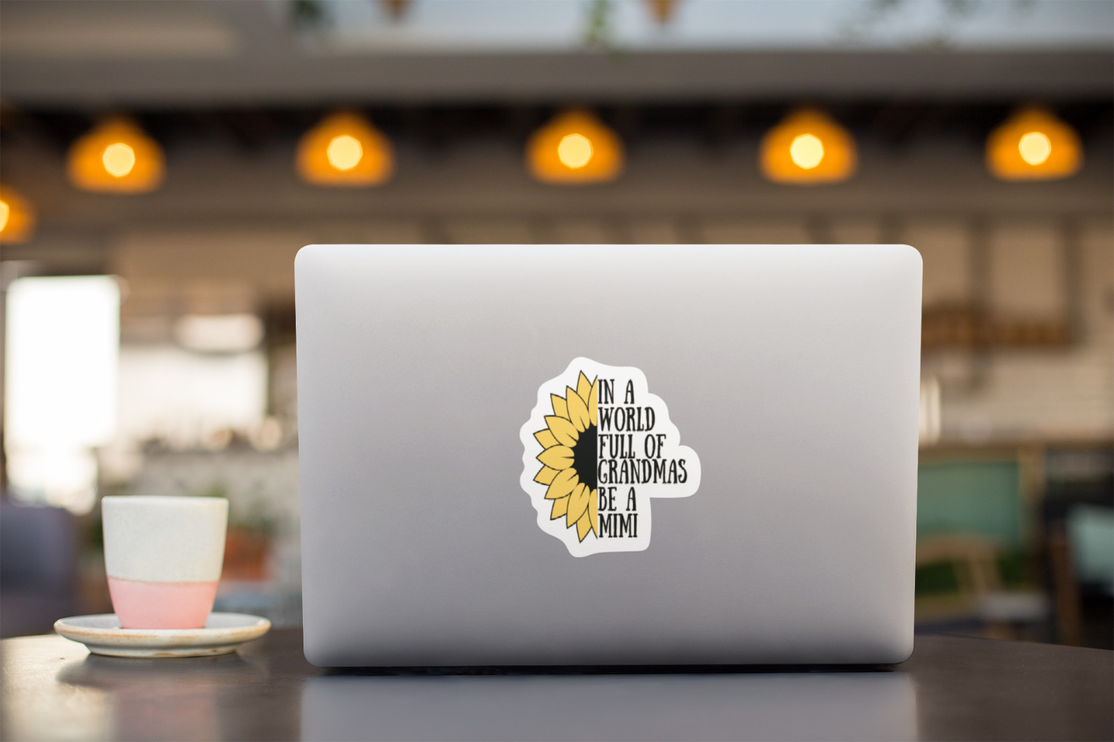 Sticker In A World Full Of Grandmas Be Mimi 4.0 inch Decal Fashion Woman PS886