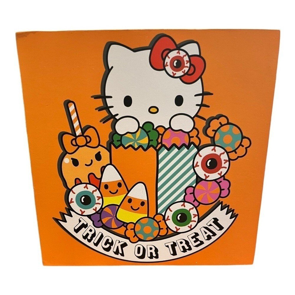 Hello Kitty Trick or Treat Wooden Halloween Painted Art Picture Decoration