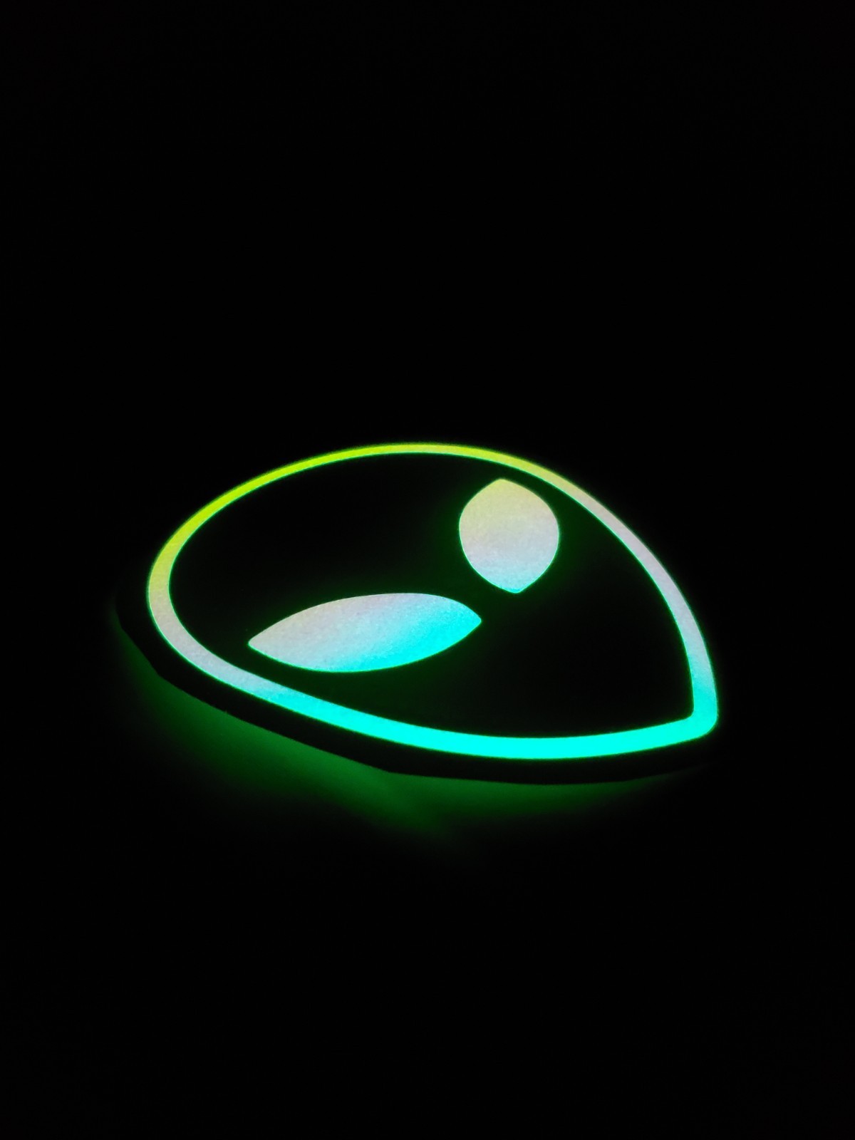 Glow In The Dark Vinyl Decals Alien Head Outline Medium Size Lit Studios New