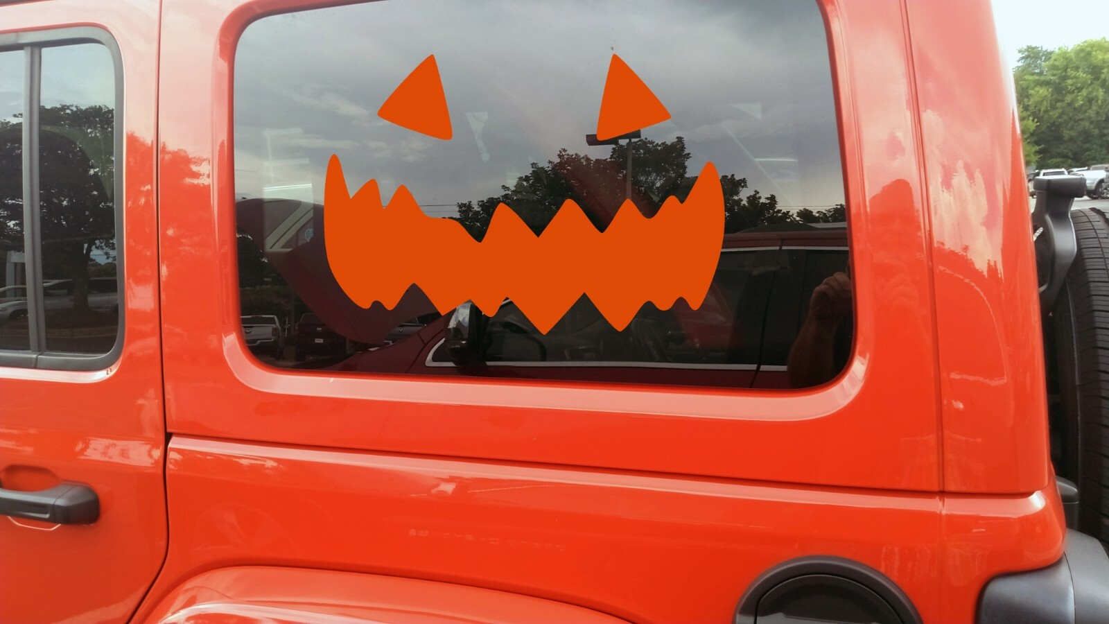 Pumpkin Face Vinyl Decal V9 – Halloween Creepy Smile Scary – Die Cut Sticker