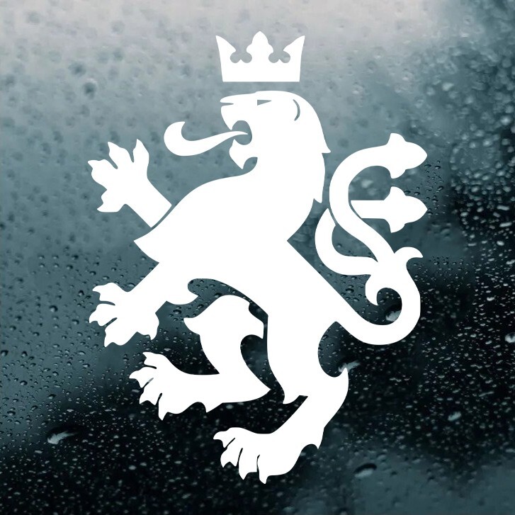 Heraldic Lion V1 Vinyl Decal – Coat of Arms Heraldry Charge – Die Cut Sticker