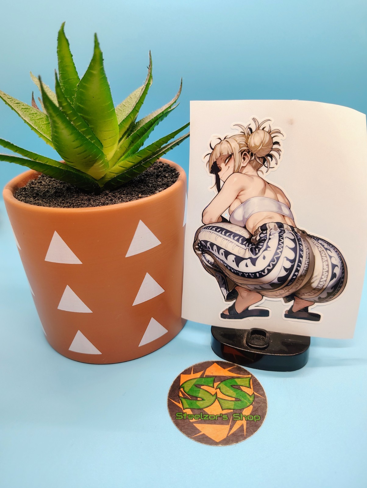 (4.5 Inches) Himiko Toga (Thicc #2) – Water-Resistant Vinyl Sticker