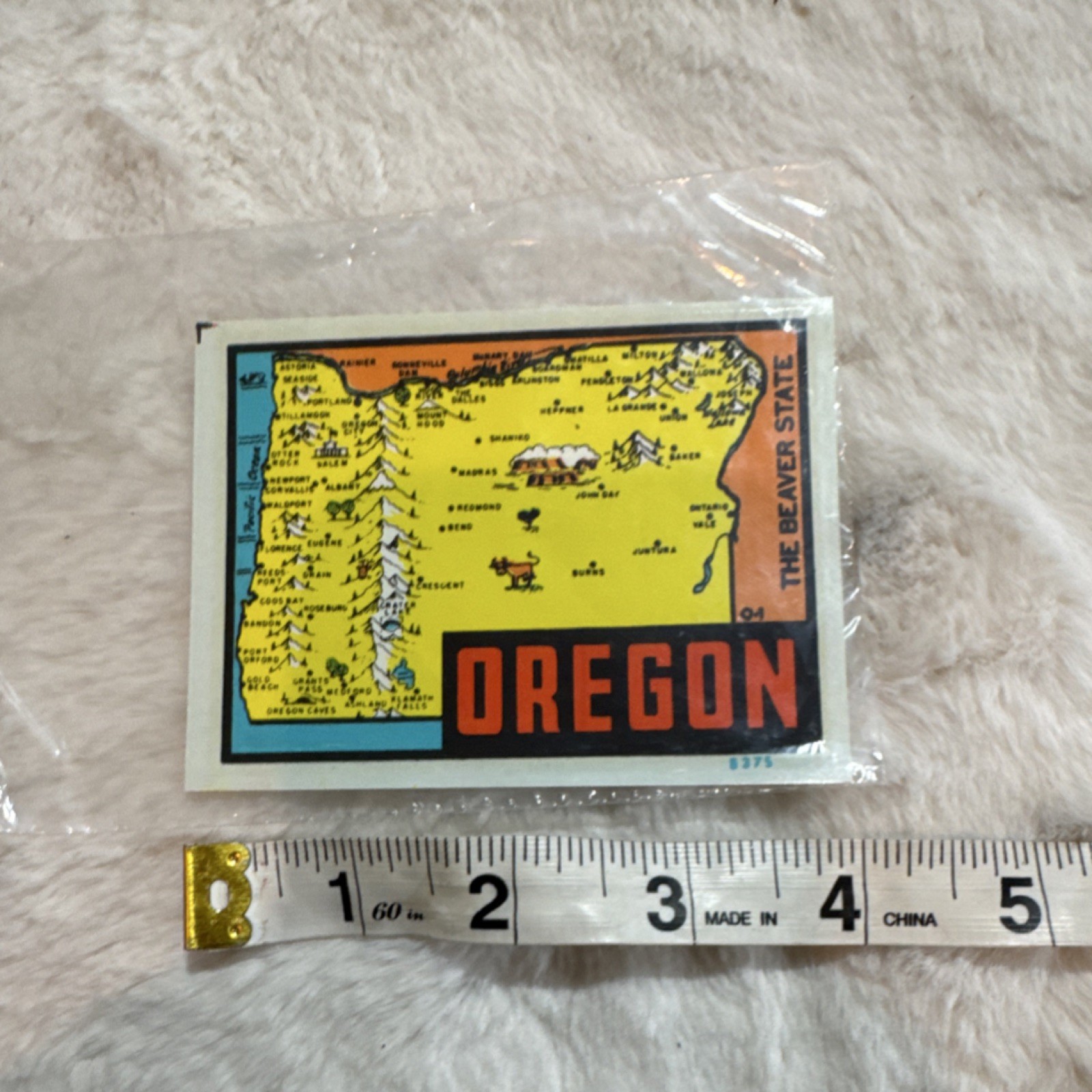 Vintage car sticker decal Oregon State Map, retro souvenir, memorabilia