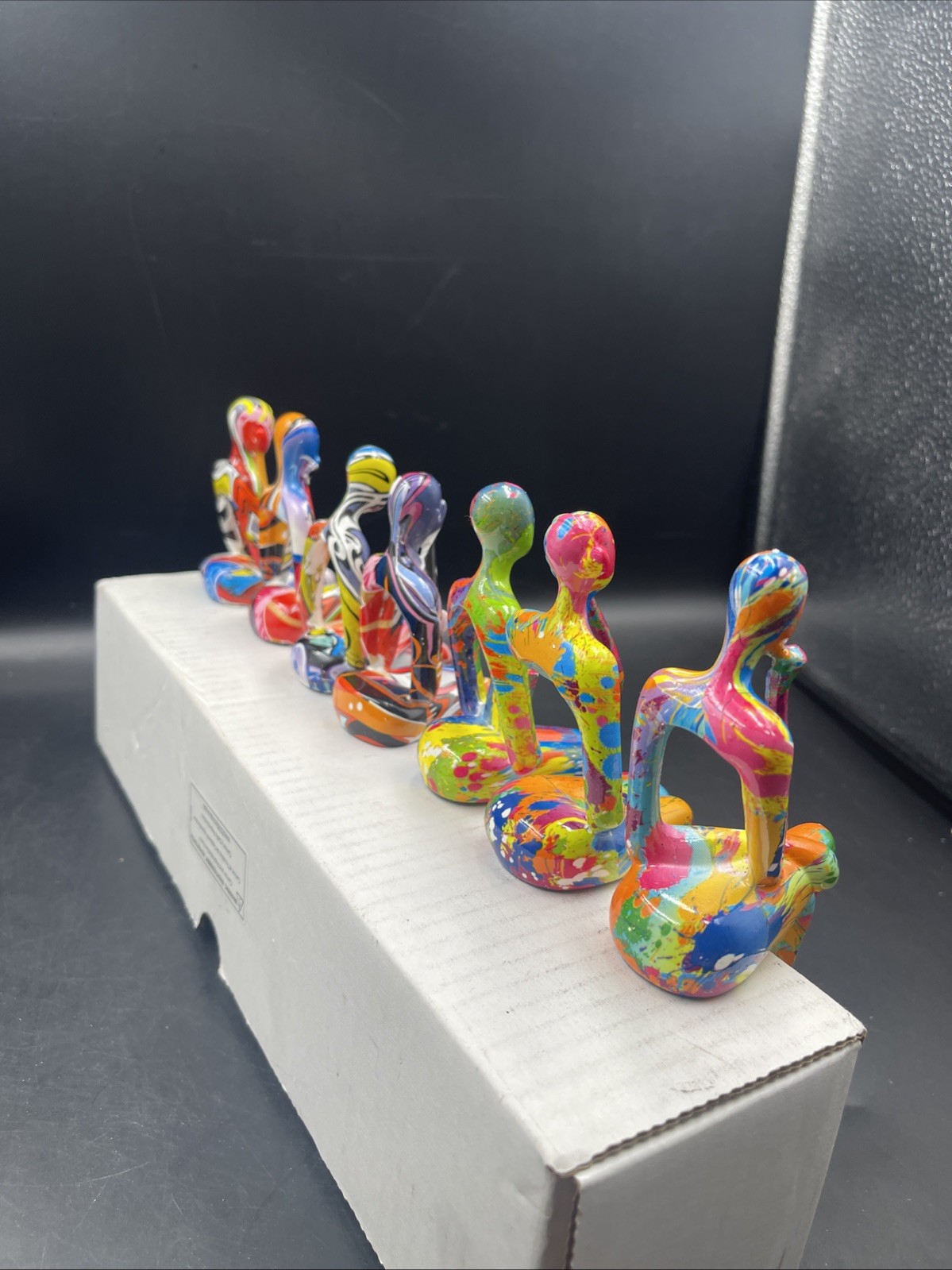 home decor set of 7 resin graffiti thinker Reader statues accent abstract