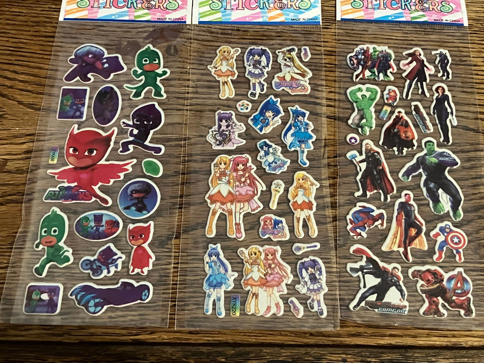 Lot Of 25 Decal Stickers SANTA CARS SUPERMAN FISH HULK SPIDERMAN MOTORCYCLE CAT