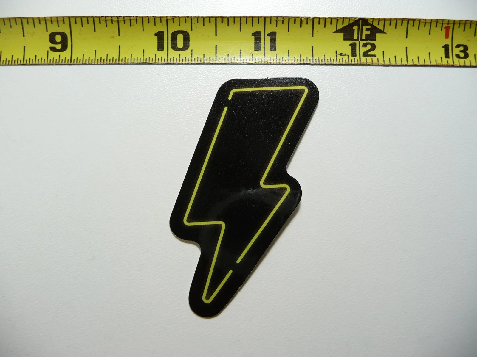 NEON SMALL STICKER DECAL POWER BOLT LIGHTNING ELECTRICITY FUNNY DECORATION