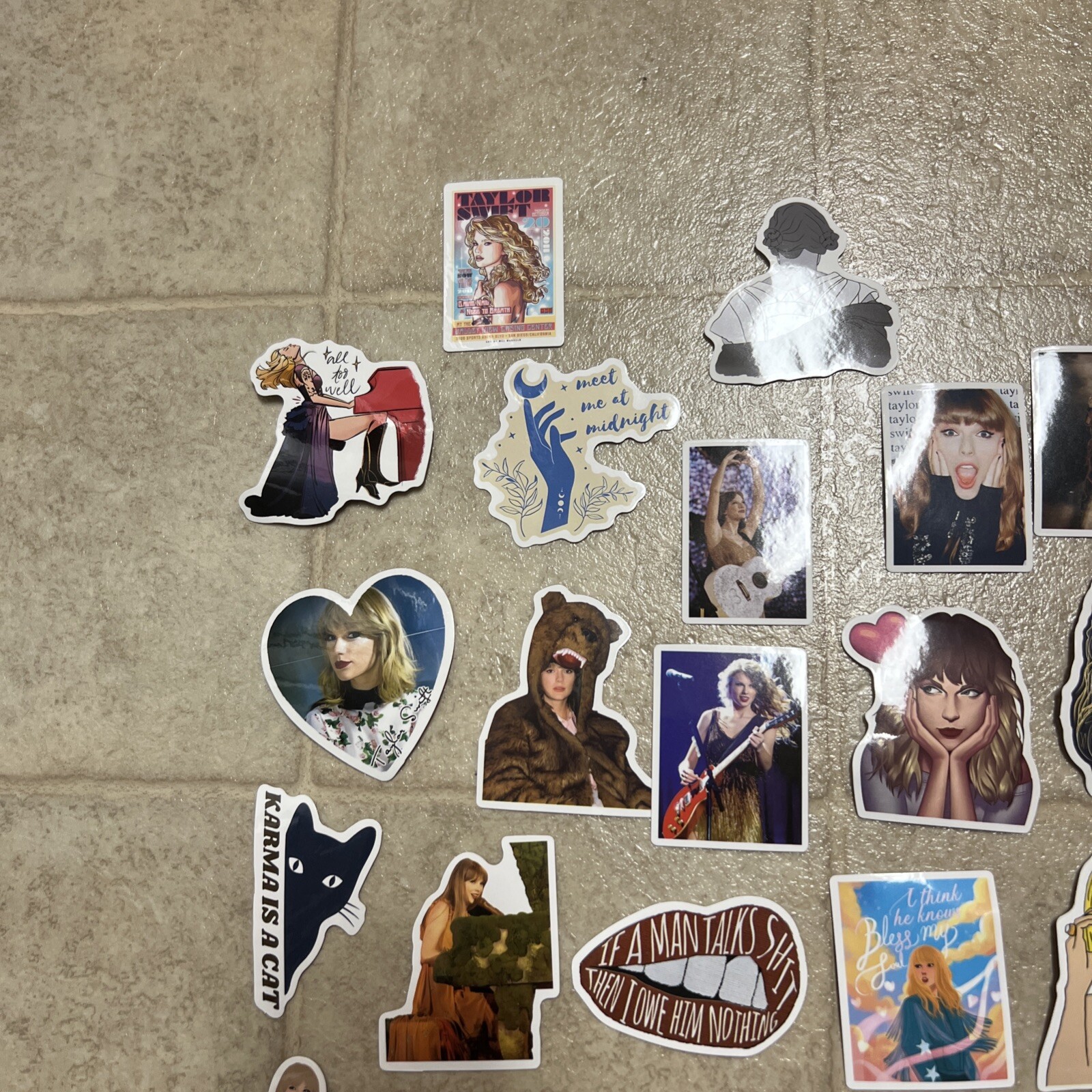 100 Piece Taylor Swift Stickers Laptop Luggage Decals Dope Wall Sticker Lot D