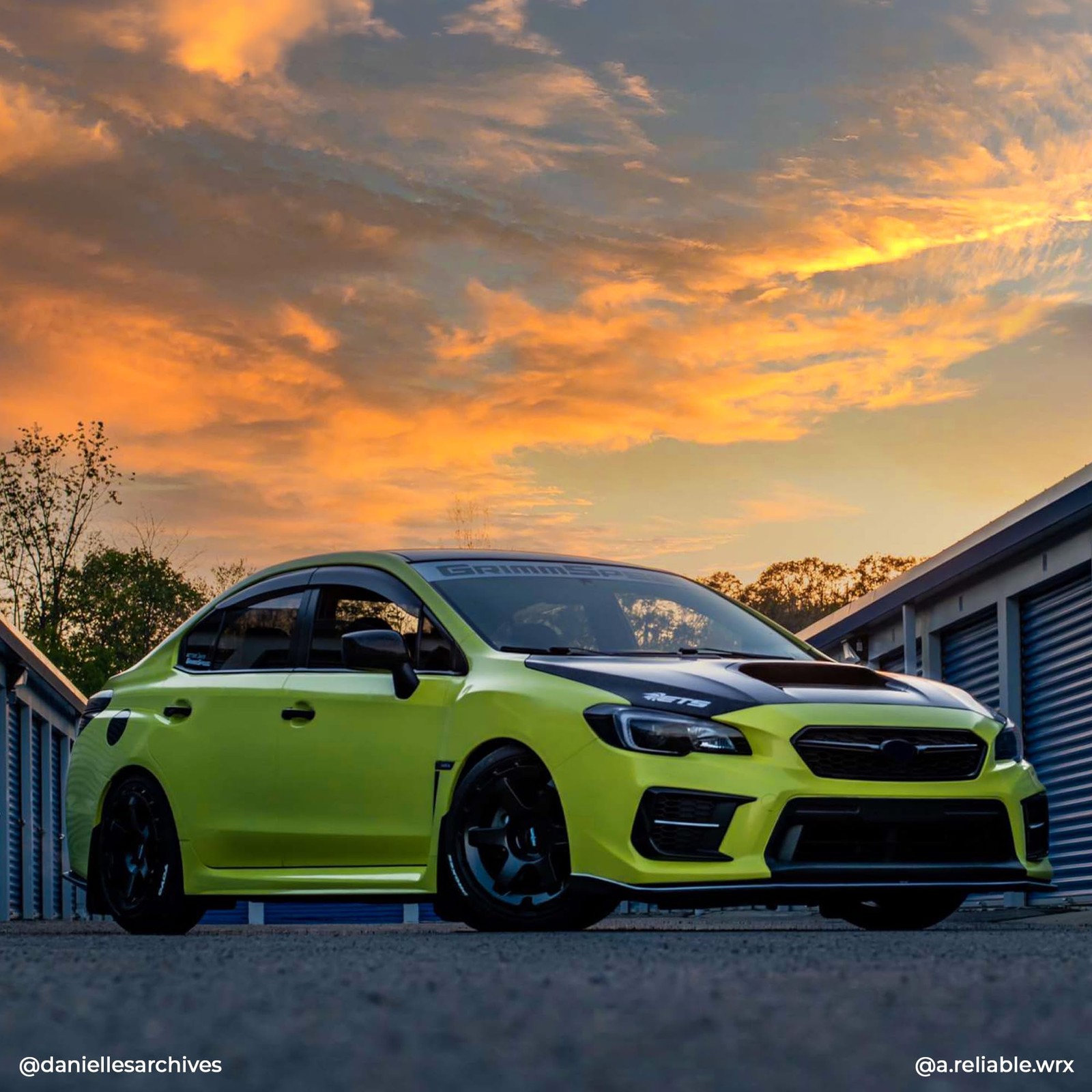 VViViD XPO Gloss Daytona Yellow Vinyl Car Wrap Film 3ft x 5ft