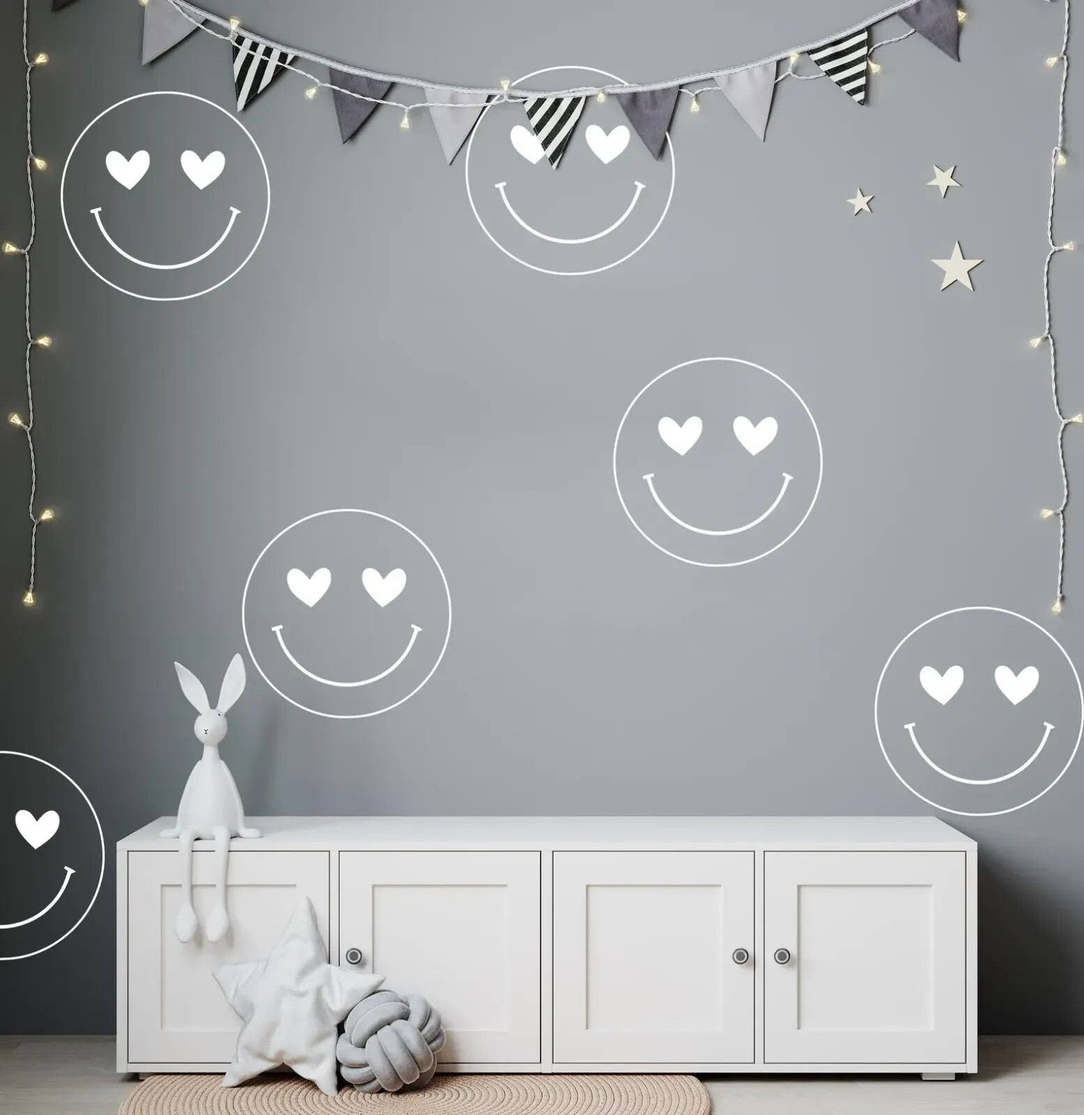 Set of 6 Smiley Face Wall Decals with Heart Eyes in 10×10 or 22×22 Inches n086