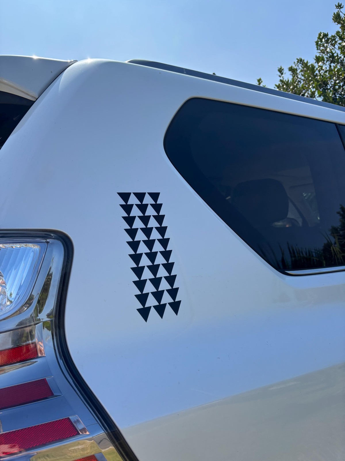 9" Black Hawaiian Design Tribal Triangle Arrows Vinyl Car Window Decal Sticker