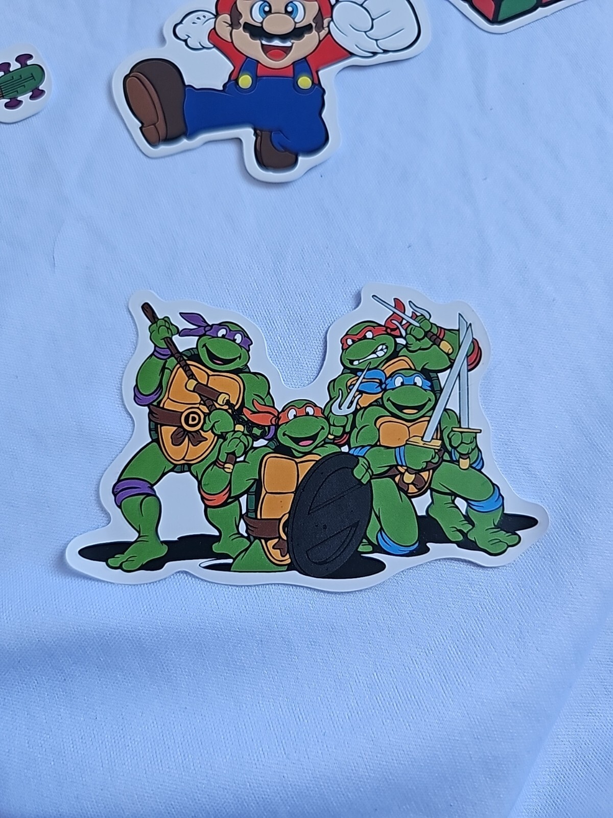 8 stickers Angry Birds Simpsons TMNT Mario Rubics Cube Tom Gangnam 1-3"
