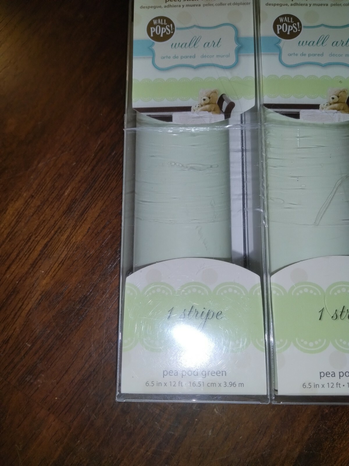 WallPops! 3 Wall Art peapod green one stripe Peel And Stick Border NIB