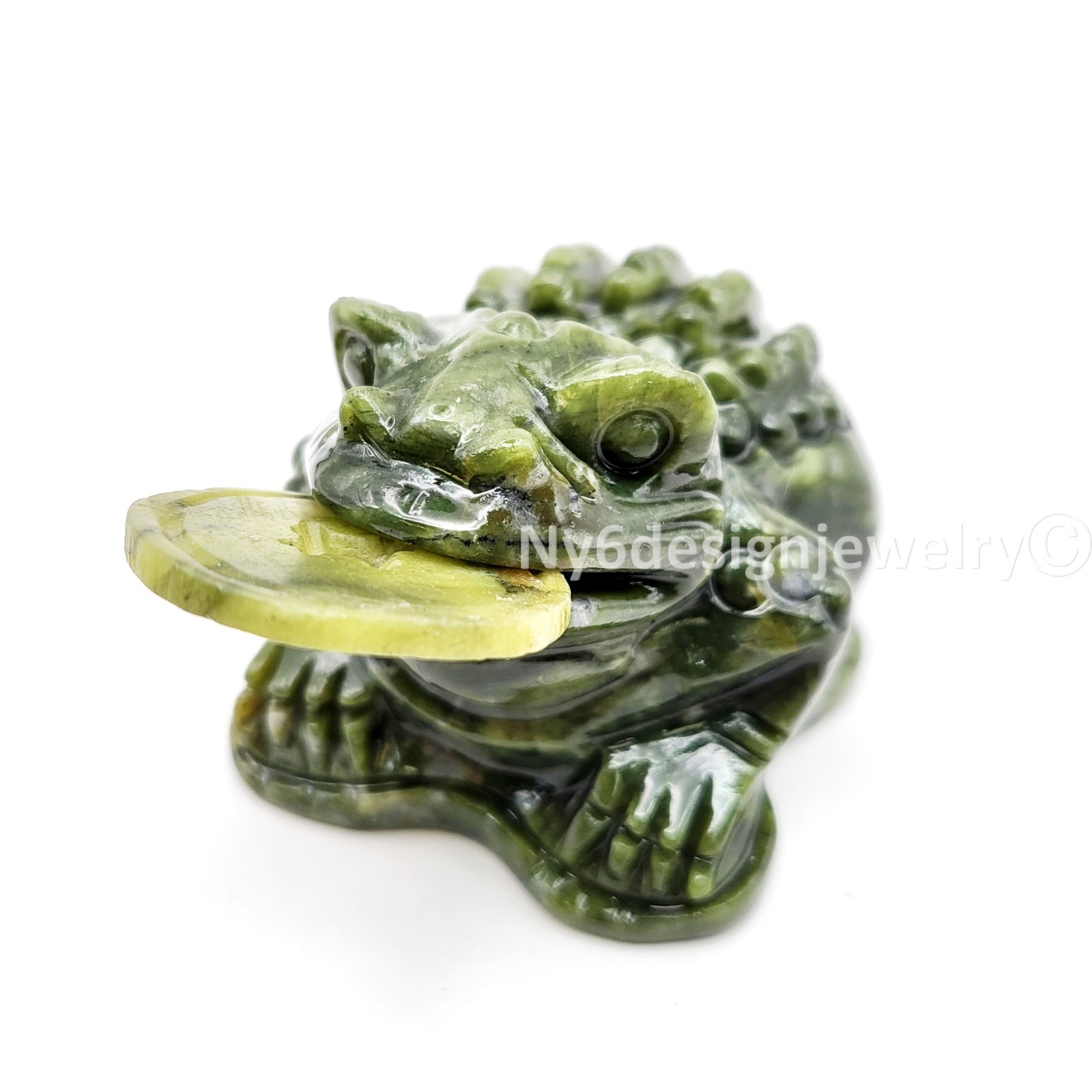Feng Shui Money Frog Jade Statue – Three Legged Toad of Wealth, Lucky Money Frog