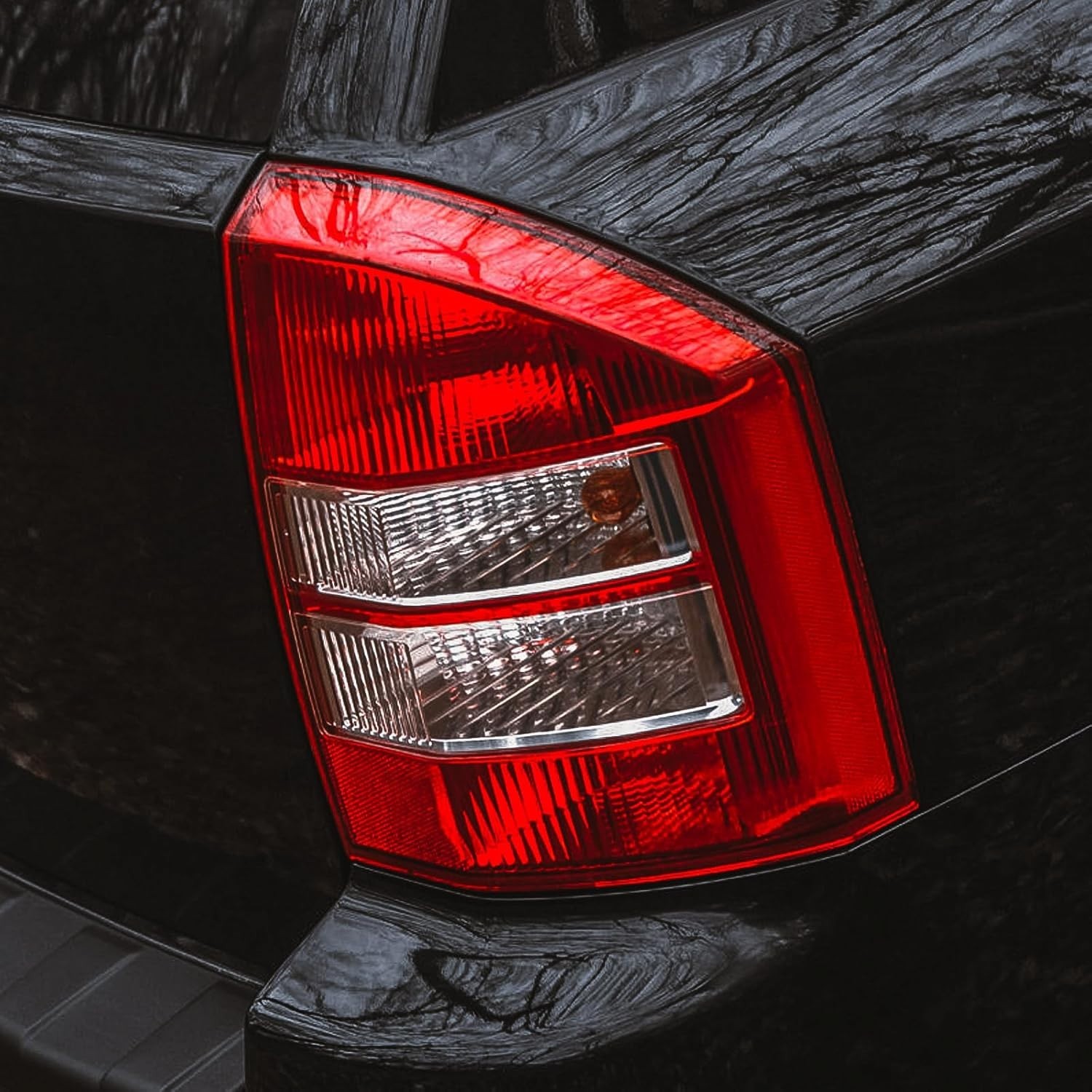 Right Outer Tail Light for Jeep Compass 07-10 RH CH2801169 5303878AB