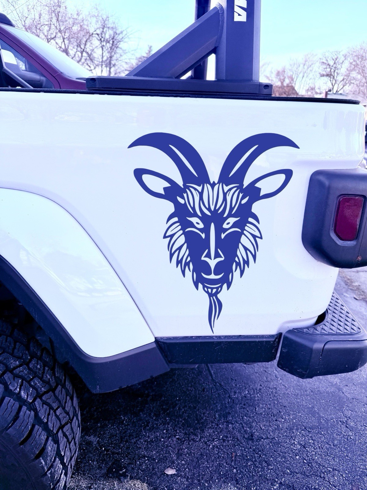 GOAT HEAD HORNS VINYL DECAL FOR Truck SUV Bumper Laptop Home Decor small