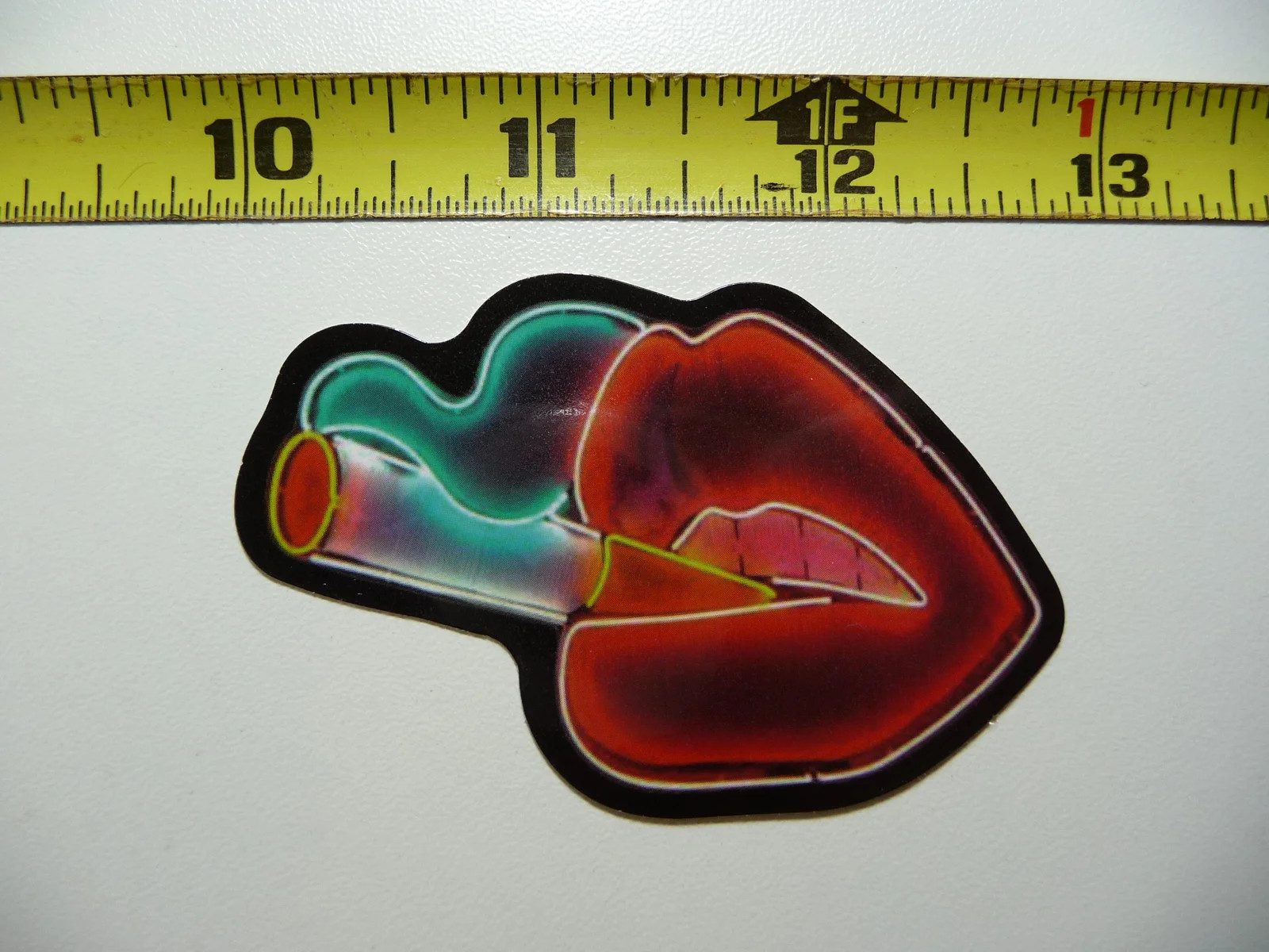NEON SMALL STICKER DECAL LIPS SMOKING CIGARETTE WOMAN GIRL FUNNY DECORATION