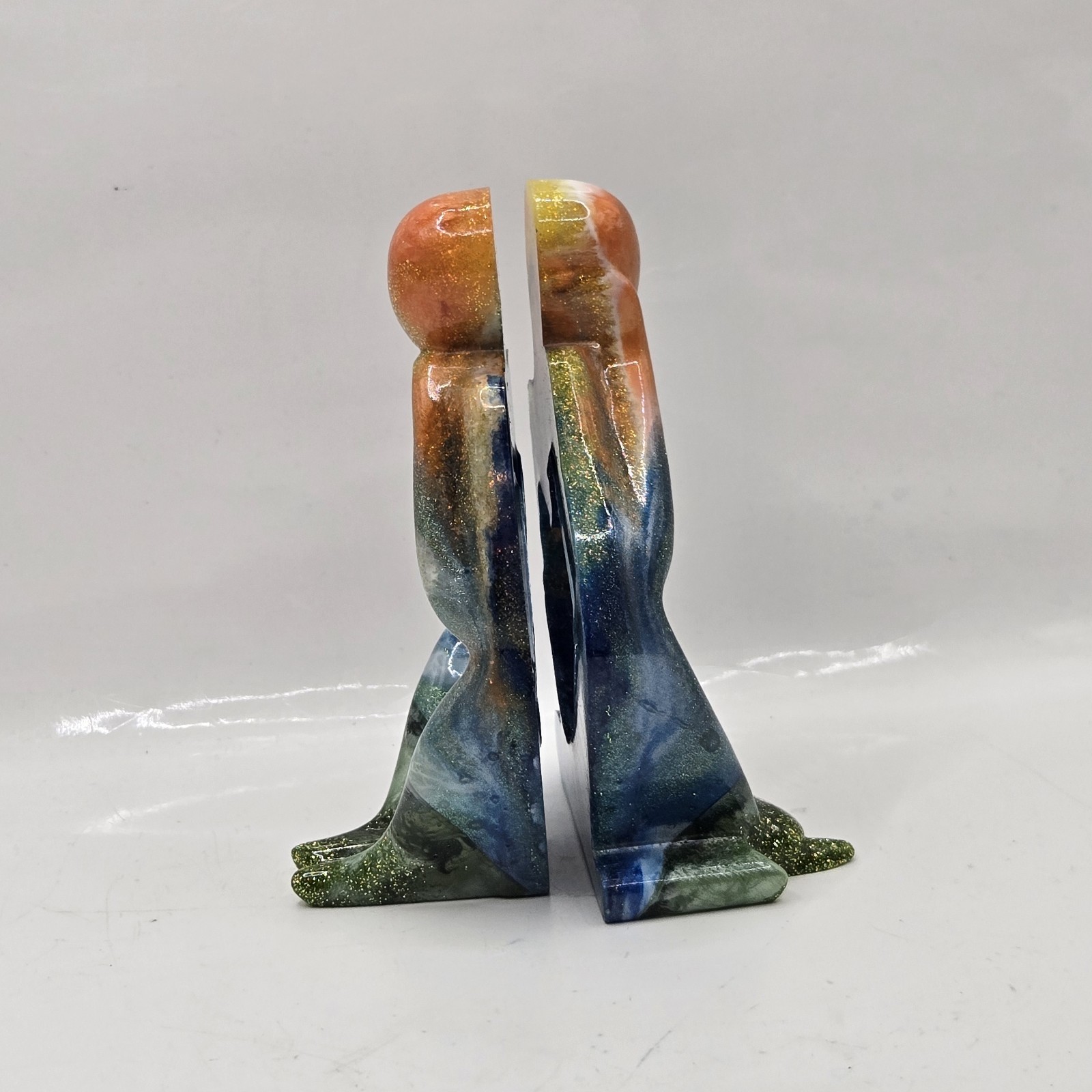 Home Decor Set of 2 Resin Graffiti Thinker Statues Accent Abstract Glitter 5"H