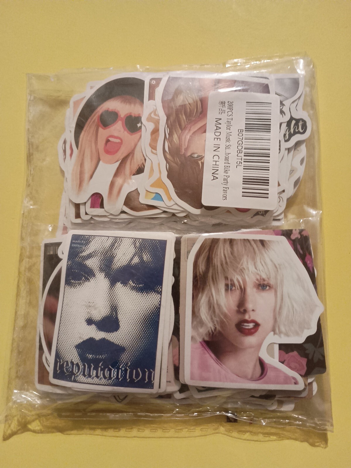 Lot Of 200 Piece Taylor Swift Stickers Party Favors Water Bottle Decor