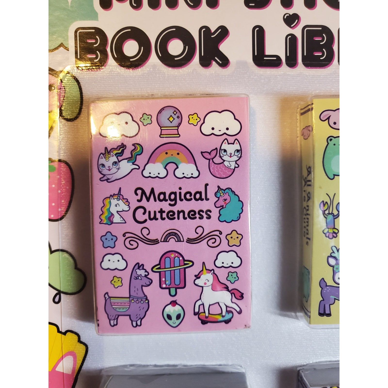 Mini Sticker Set of 3 – 600 Mini Stickers