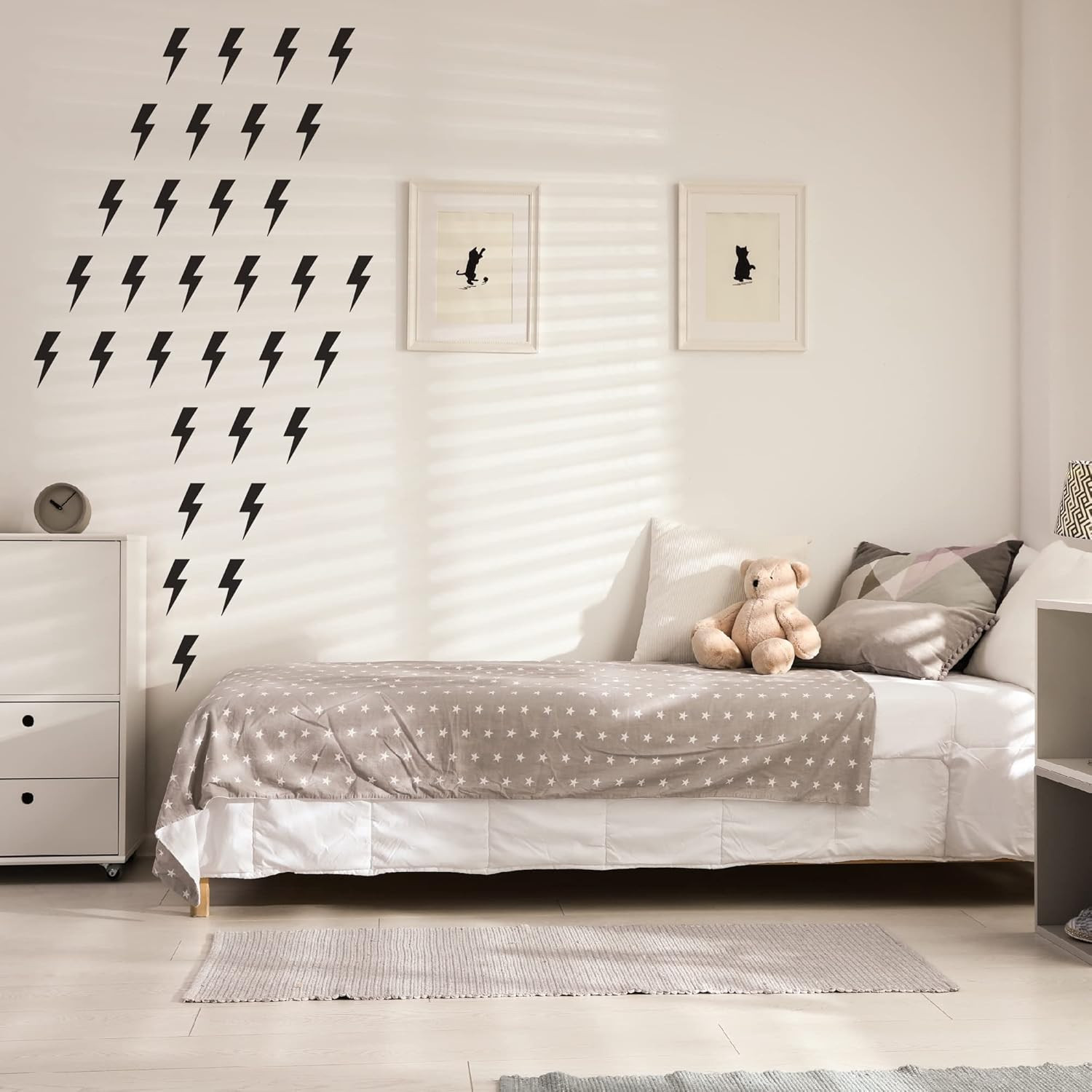 Large Black Vinyl Lighting Bolt Wall Decals, Peel and Stick Modern Thunder Stick