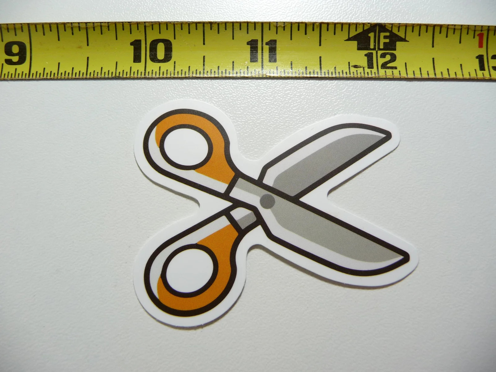 FABRIC SHEARS SMALL STICKER DECAL SEWING SEW CLOTHING SEAMSTRESS FUNNY