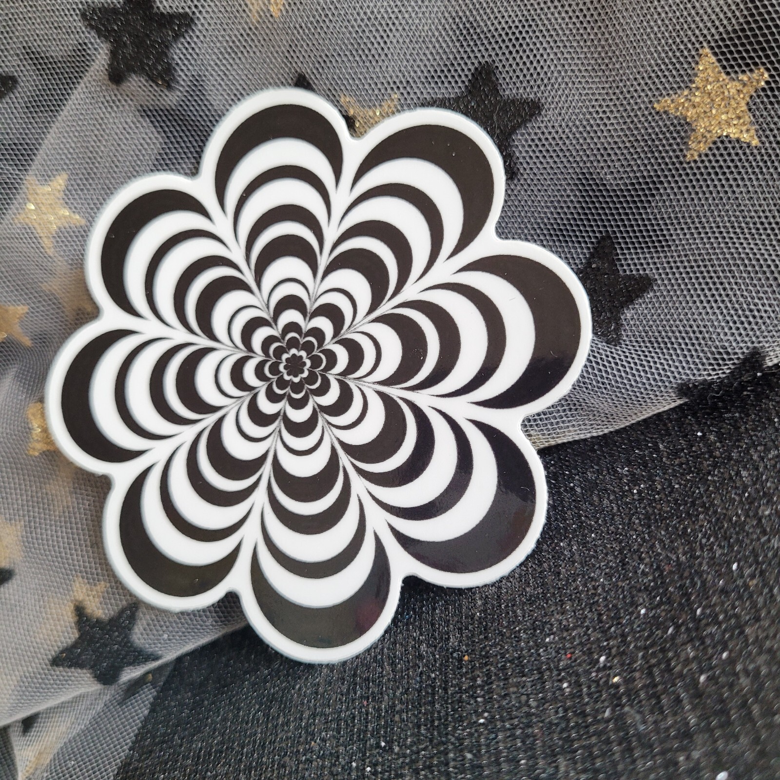 BWC010-Flower Shaped Black White Sticker | Flowers | Monochromatic | Psychadelic