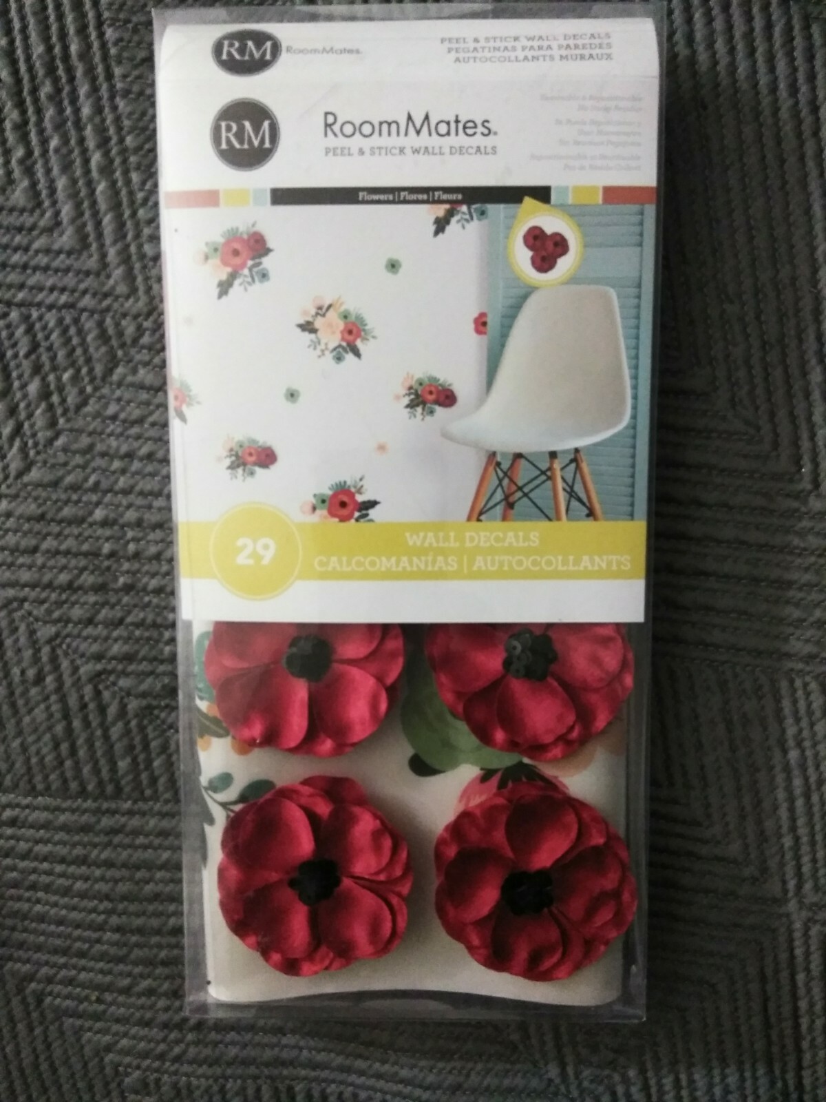 RoomMates RM ILA425SCS Flowers Peel And Stick Wall Decals
