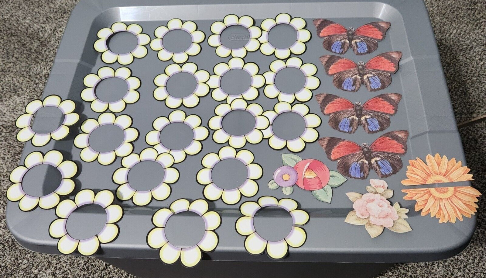 WALLIES Wallpaper Cutouts Pre-pasted 26 SCRAPBOOKING Variety Flowers Butterflies