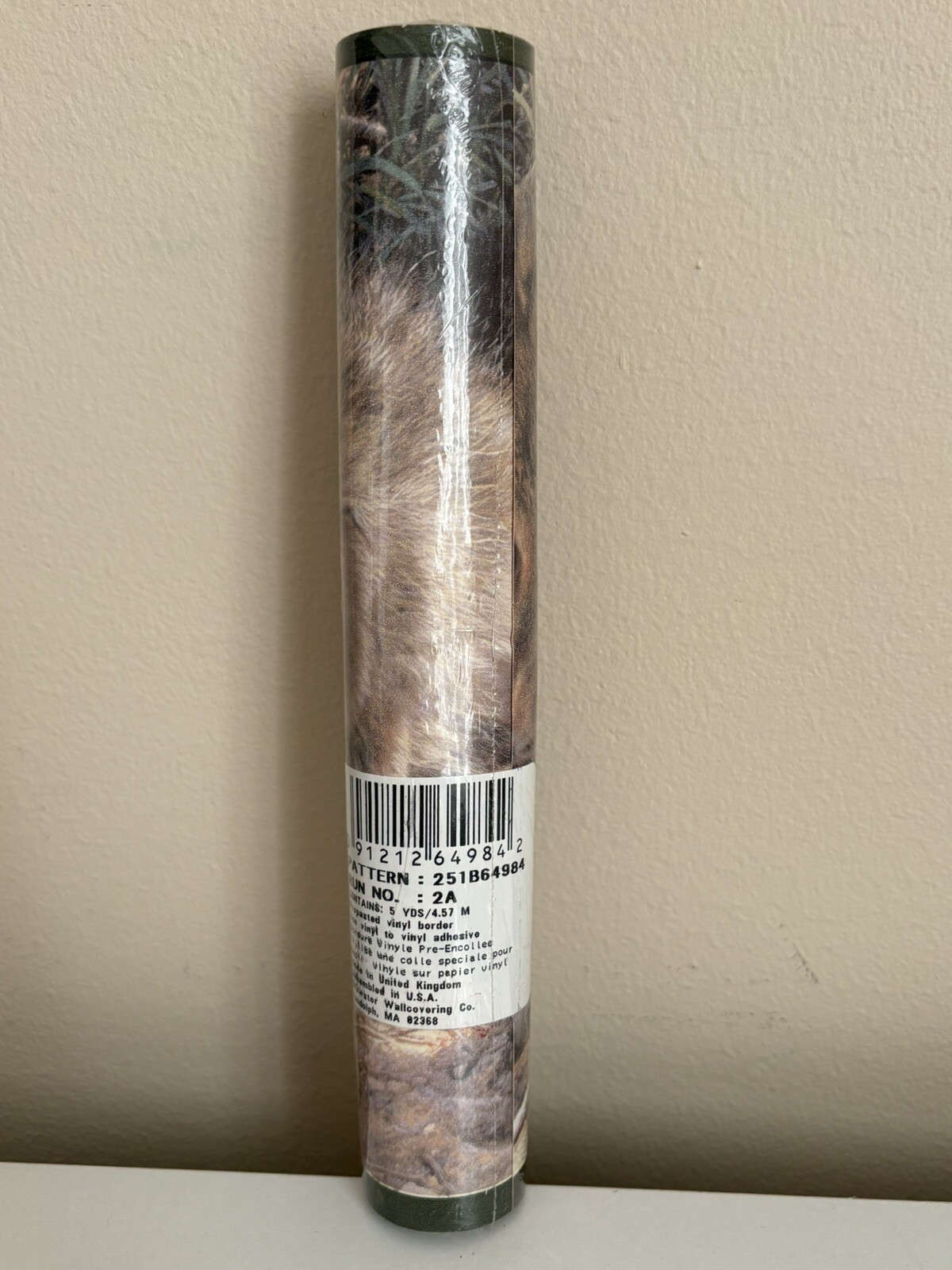 Wolf Wolves Prepasted Vinyl Border Adhesive Pattern 251B64984 Run No. 2A 5 Yds