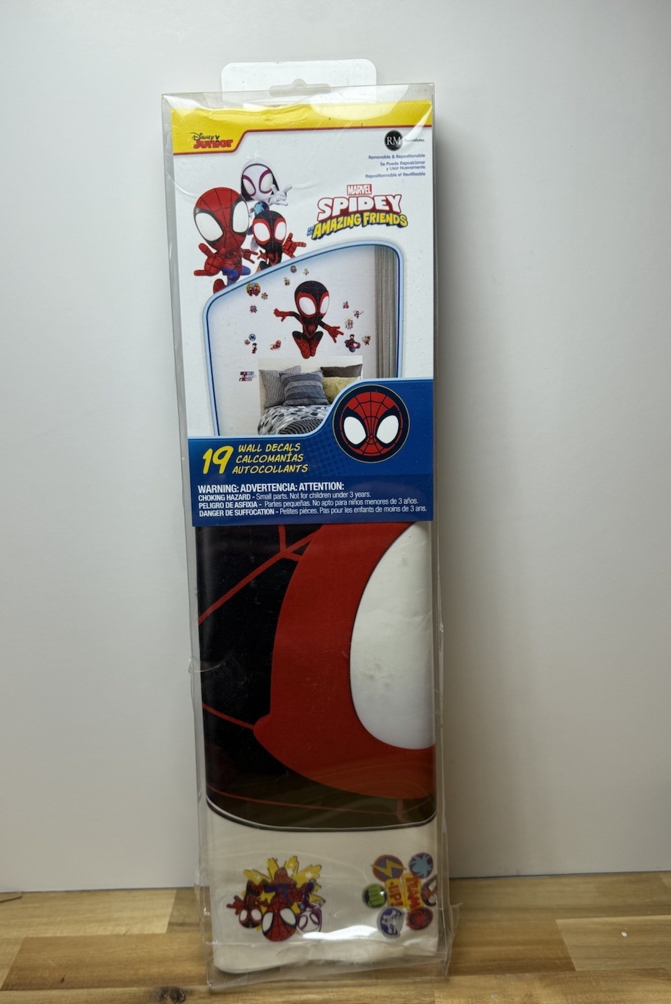 RoomMates RMK4925SCS Spidey and His Amazing Friends Peel and Stick Wall Decals